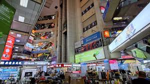 inside gaokedelectronicsmarket